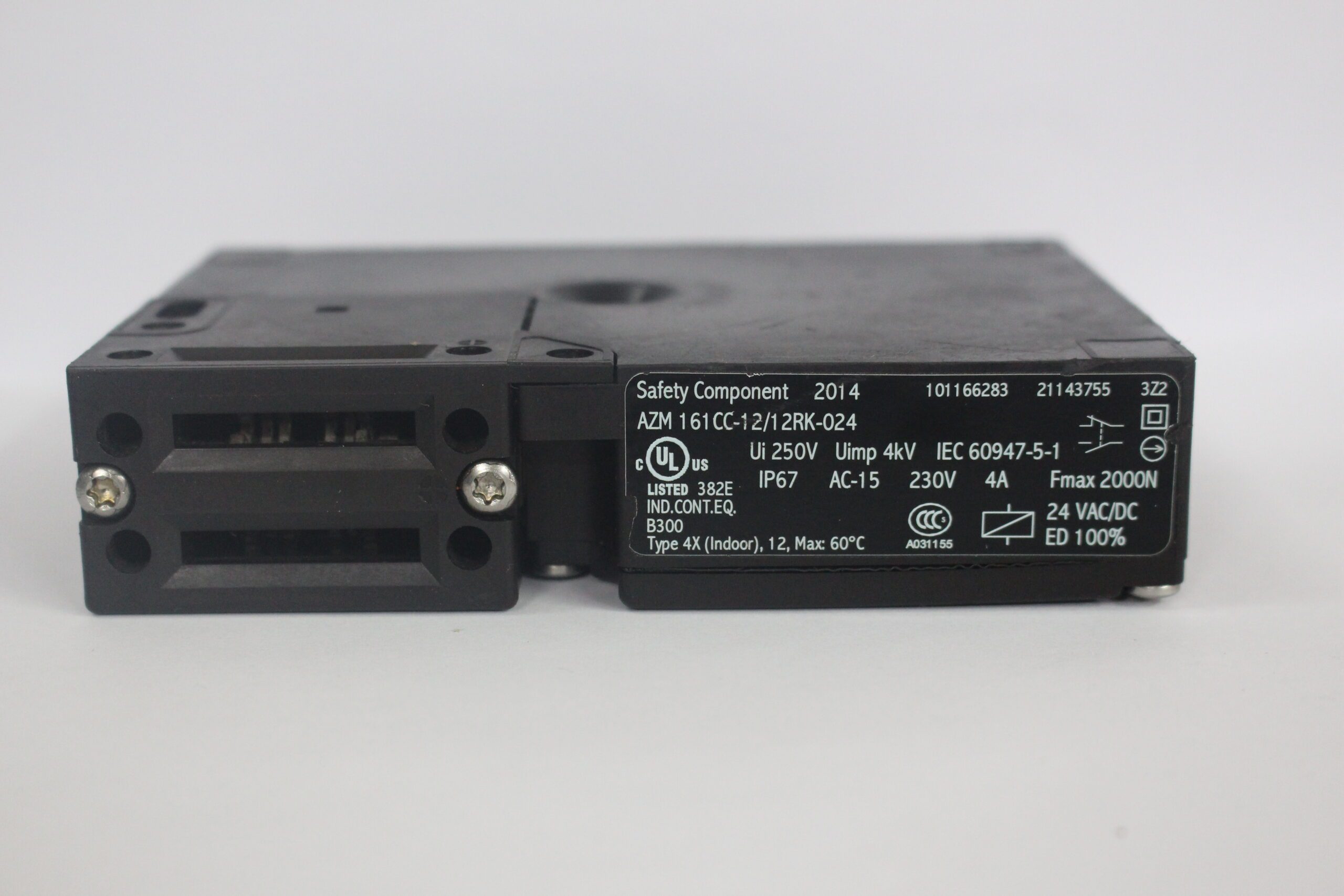 SCHMERSAL AZM 161CC-12/12RK-024 SAFETY SWITCH - Image 3