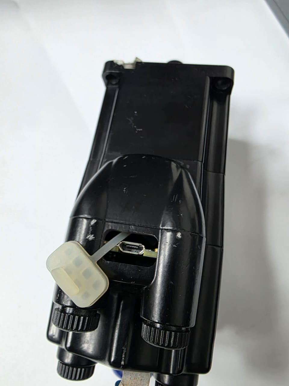 Moog Animatics sm23166mt-epnServo Motor, 0.48Nm, 189W, 4700RPM, NEMA 23 - Image 2