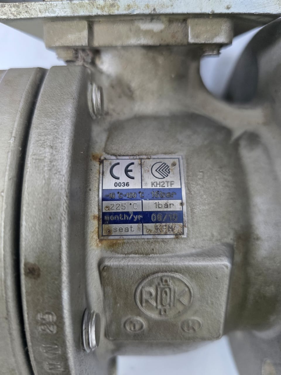 Rotork Actuator RC230-SR087 WITH FLANGE ND IFM SENSOR IN5285 - Image 8