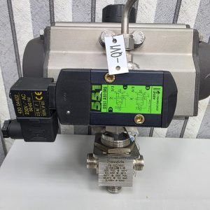 Air Torque SC00060-3 Pneumatic Actuator + Swagelok Stainless Steel Ball Valve Assembly 3-W