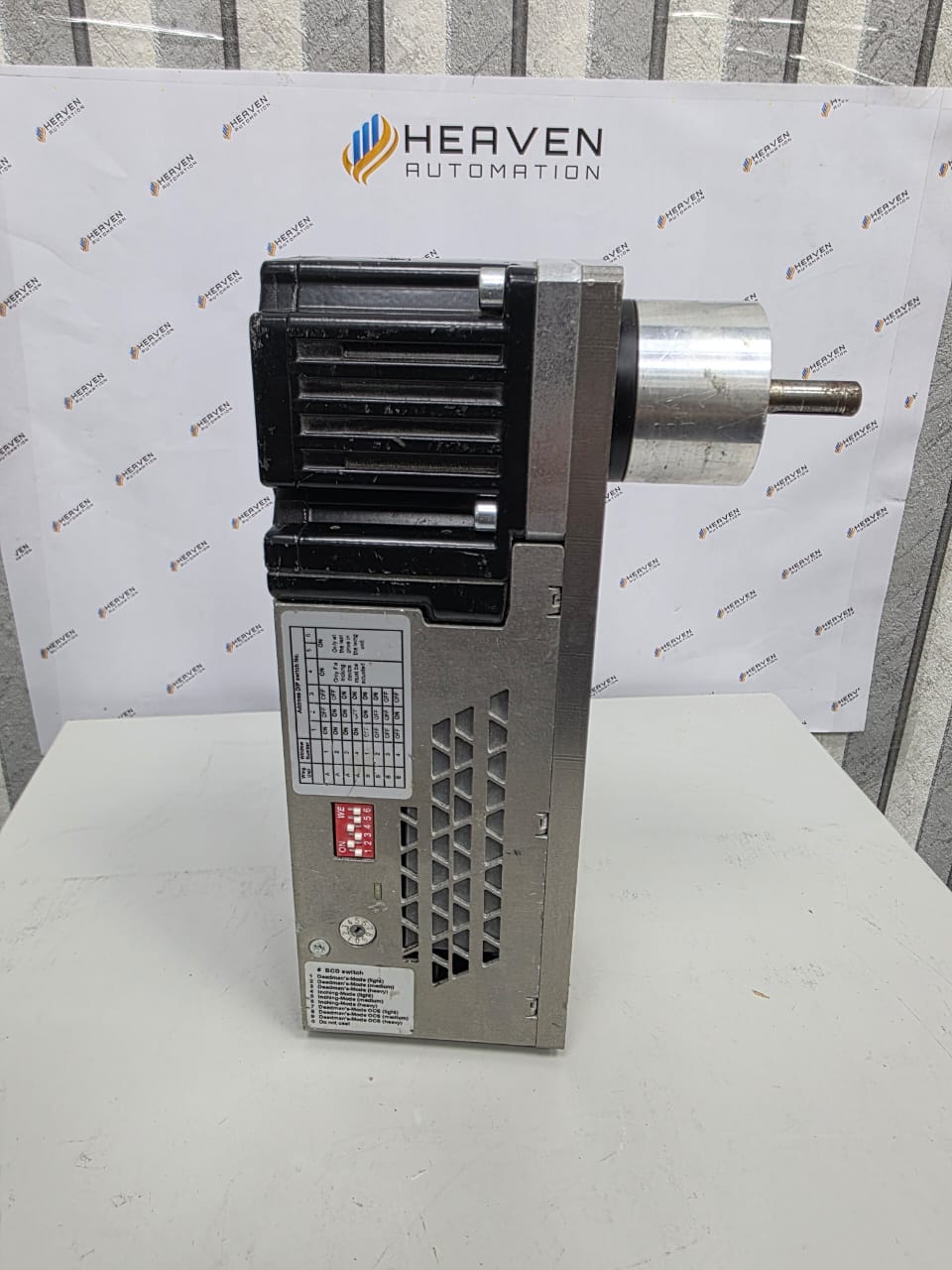 MOOG ISA1-FRIT1 Intelligent Sliding System Drive 100-240VAC 150W SmartMotor - Image 3