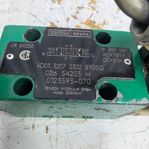 DENISON PARKER 4D01 3207 0302 B1G0Q HYDRAULIC DIRECTIONAL CONTROL VALVE